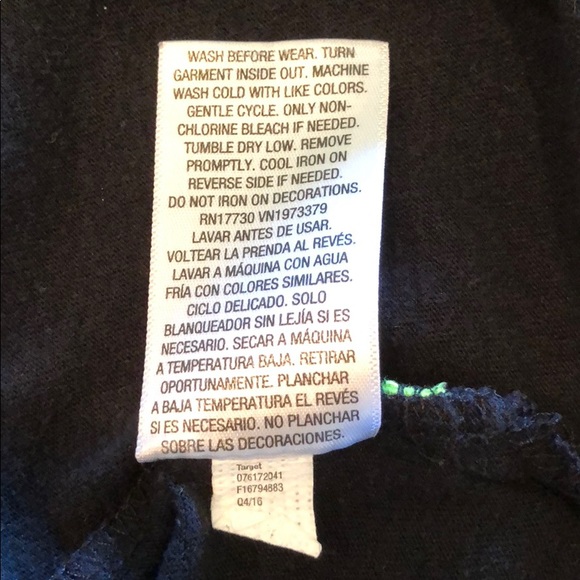 🏈Kind is cool kids graphic tee - Picture 4 of 4